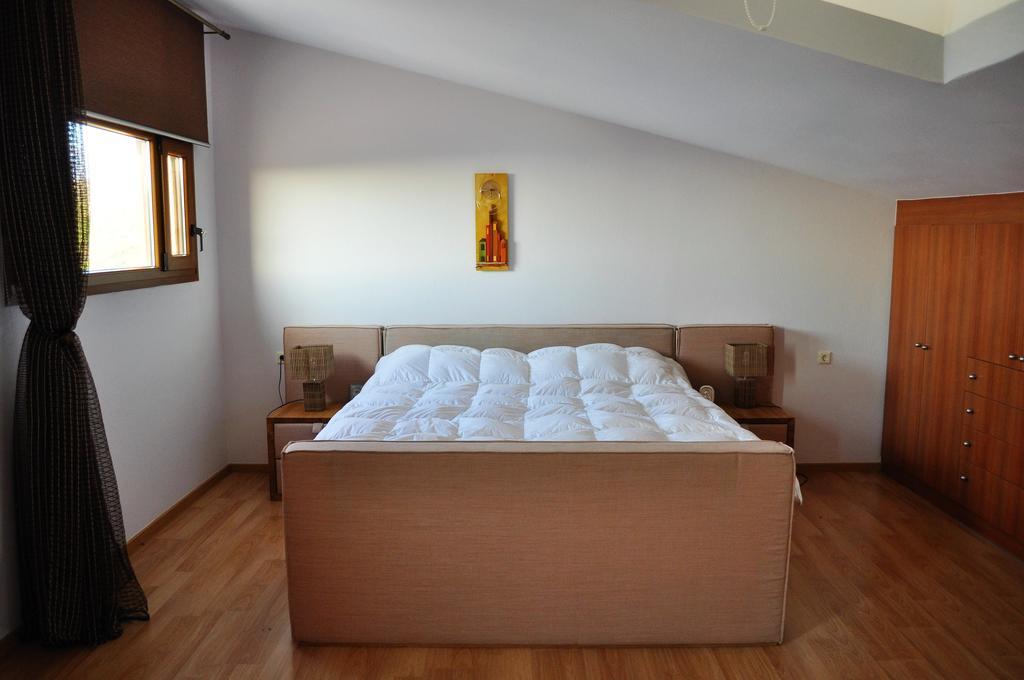 Gerani Private Villa Екстериор снимка